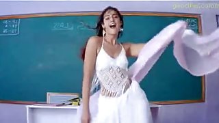 俄羅斯小雞豎起公雞，讓呻吟一個人色情片