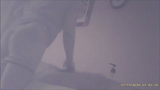 舔陰後，一個男人從他媽的興奮的小雞色情片